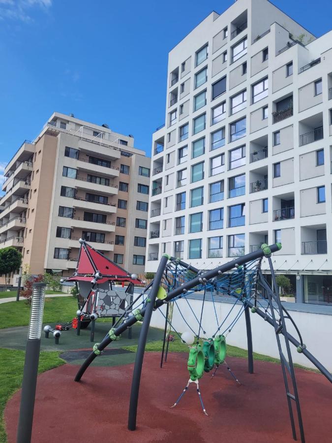 Apartment In Bucharest, Baneasa Green Area Bagian luar foto