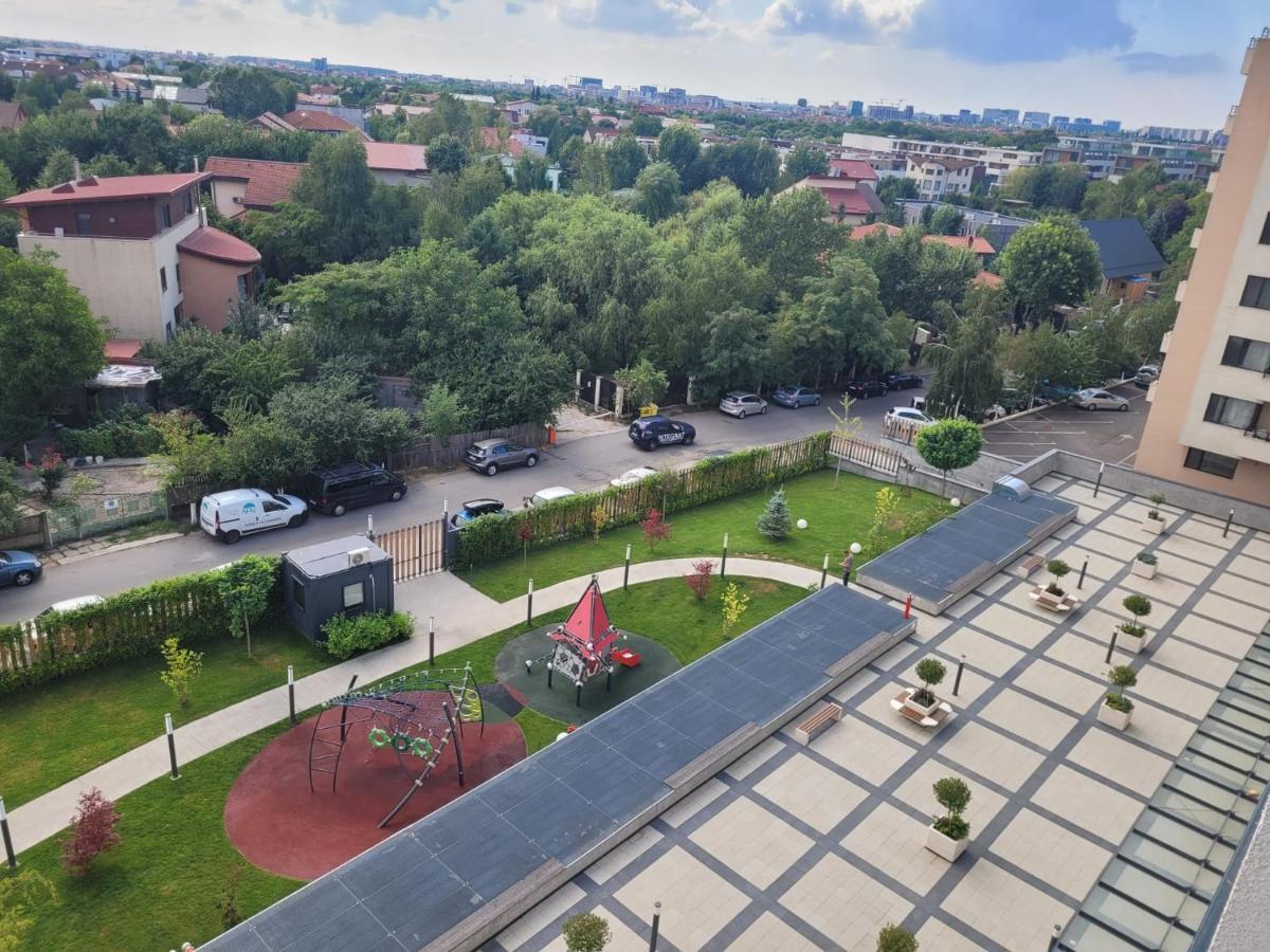 Apartment In Bucharest, Baneasa Green Area Bagian luar foto