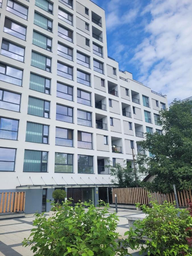 Apartment In Bucharest, Baneasa Green Area Bagian luar foto