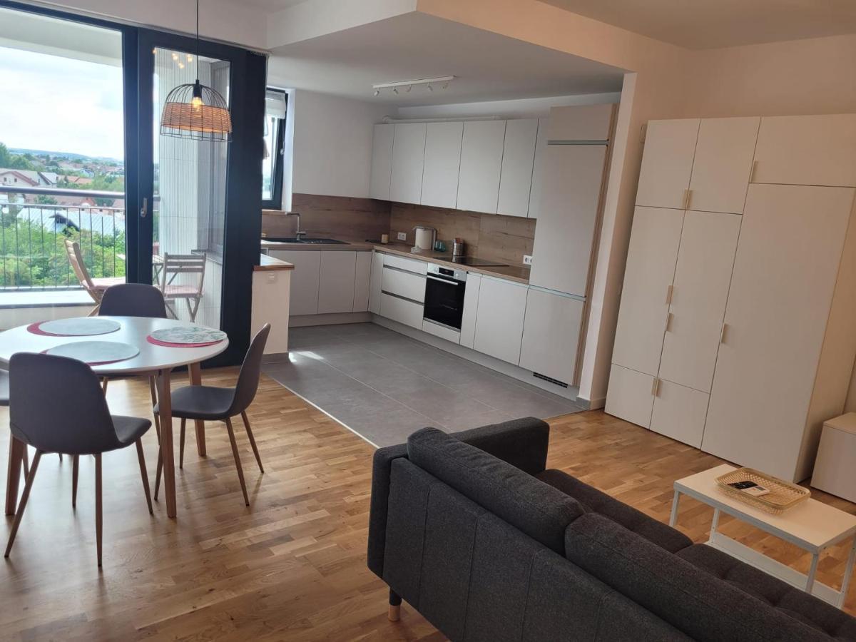 Apartment In Bucharest, Baneasa Green Area Bagian luar foto